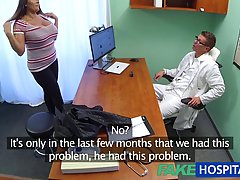 Vollbusige Frau wird von ihrem Arzt tief behandelt